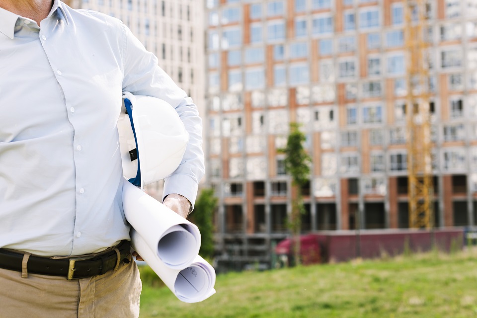 Close up man with white helmet outdoors